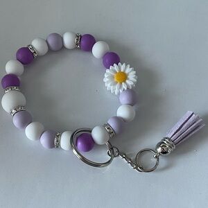 Hand crafted daisy wristlet key ring